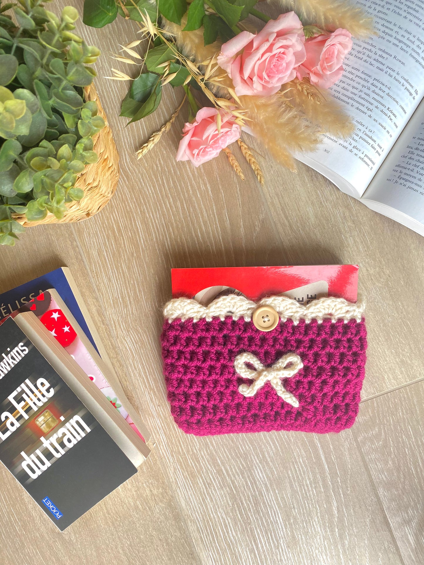 Pochette de lecture crochetée - livre de poche