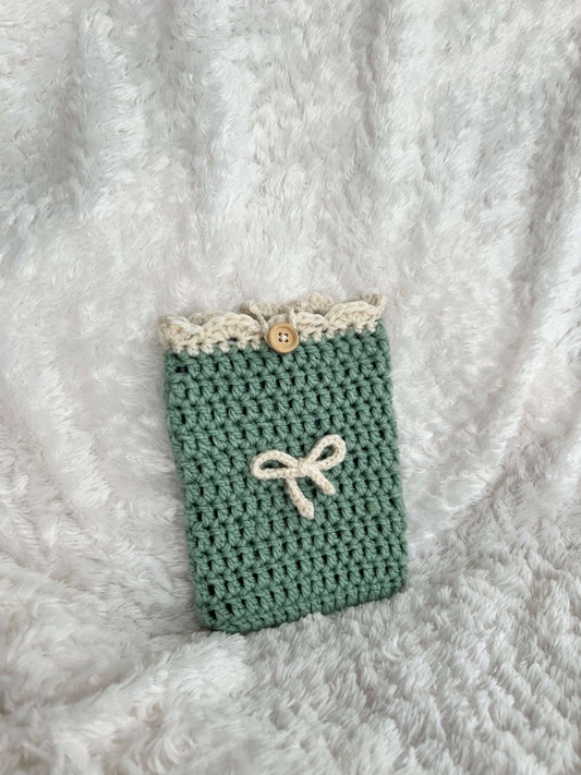 Pochette de lecture crochetée - liseuse